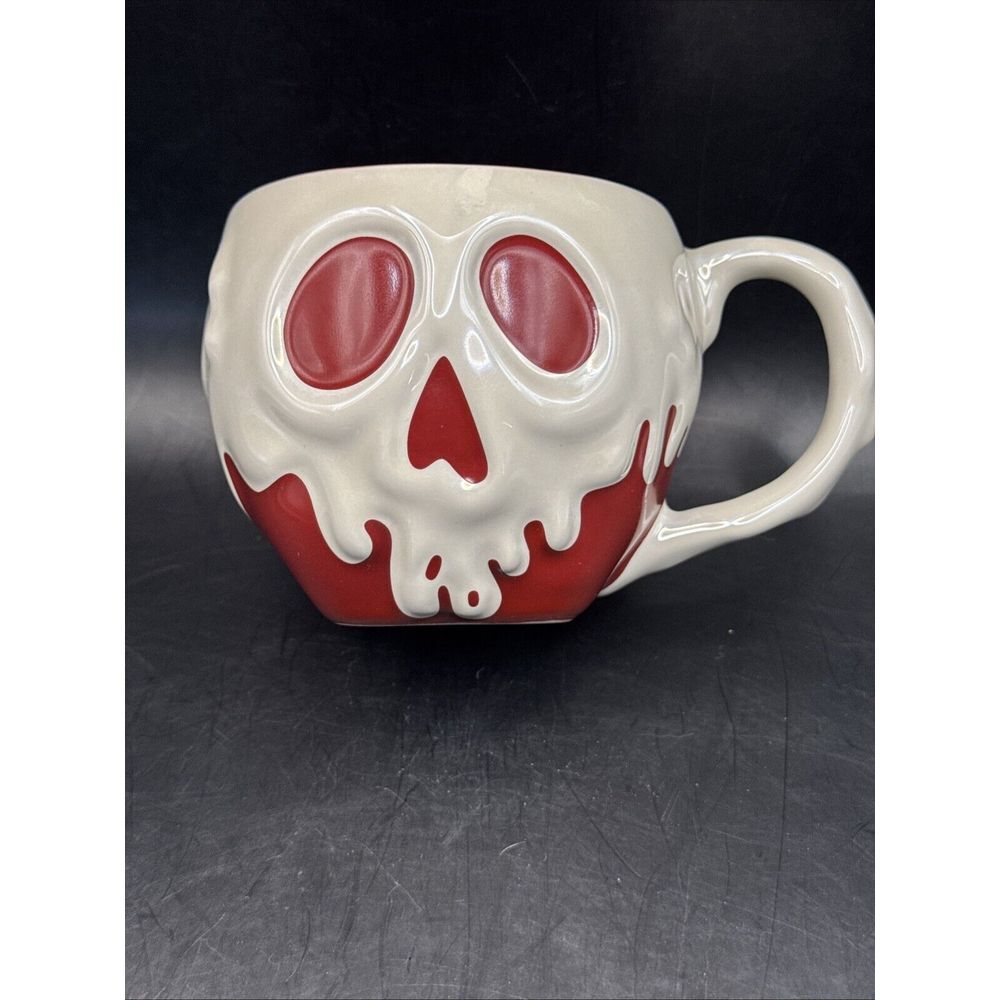 Disney Store Poison Apple Snow White Coffee Mug Cup Sculpted White Drip